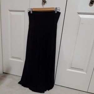 Black midi skirt